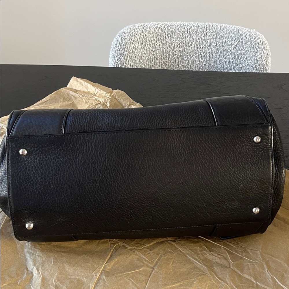 Lauren Ralph Lauren Handbag - Picture 6 of 14